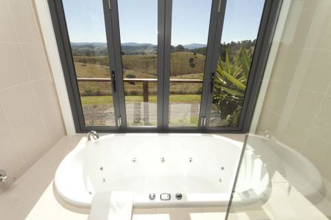 Sanctuary Hill Retreat - Gold Coast 4U 2