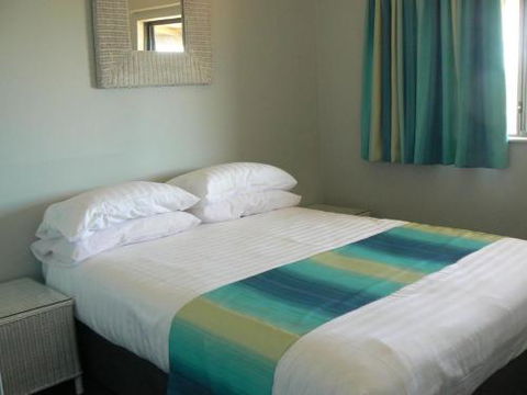 Centrebreak Beach Stay - Gold Coast 4U 5