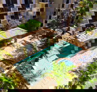 Beaches on Wave Street - Gold Coast 4U