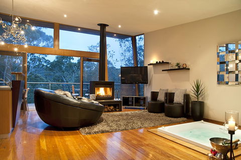 Kudos Villas And Retreats - Accommodation Gold Coast 0