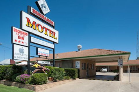 Buckaroo Motor Inn - Accommodation Gold Coast 0