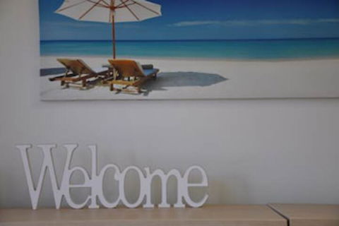 Palm Waters Holiday Villas - Gold Coast 4U 0