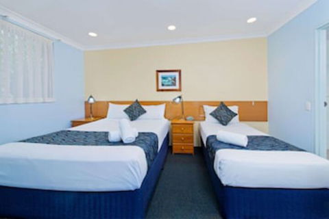 Haven Waters Motel & Apartments - Gold Coast 4U 0