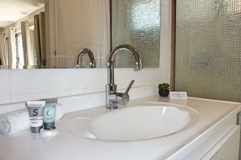 Jadran Motel & El Jays Holiday Lodge - Accommodation Gold Coast 7