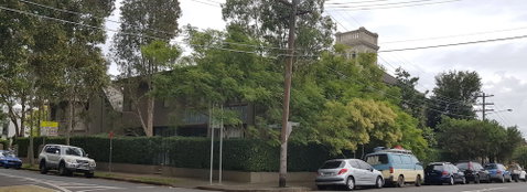 Cambridge Lodge - Hostel - Accommodation Gold Coast 1