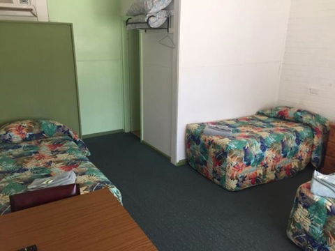 Governors Hill Motel - Accommodation Gold Coast 3