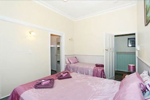 Jacaranda Guest House - Accommodation Gold Coast 6