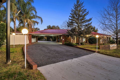 Econo Lodge Border Gateway Wodonga - 1 Gold Coast 1