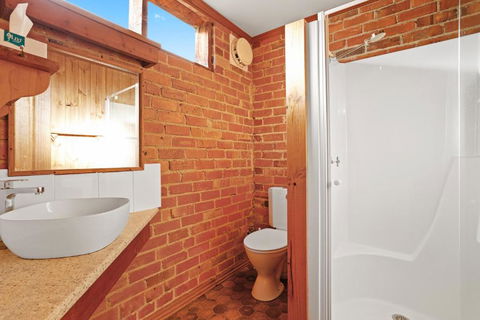 Diamond House Heritage Restaurant & Motor Inn - Accommodation Gold Coast 2