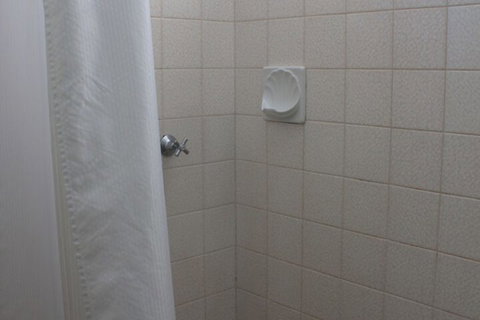 Aromet Motor Inn - Accommodation Gold Coast 3