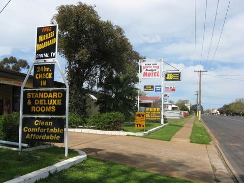Peak Hill Golden Peak Budget Motel - Accommodation Gold Coast 2