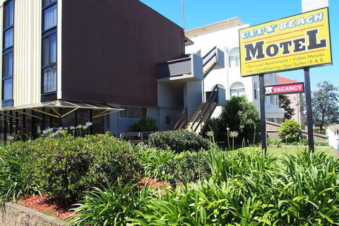 City Beach Motel - Gold Coast 4U 1