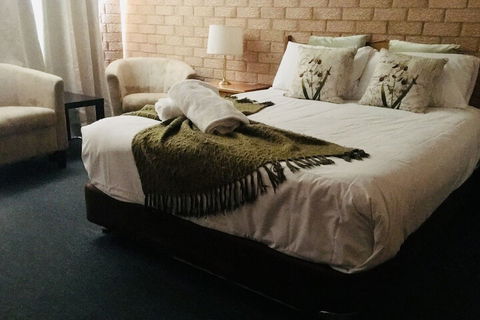 Golden Chain Aalana Motor Inn - Accommodation Gold Coast 3