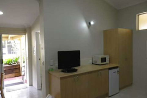 Ocean Shores Motel - Gold Coast 4U 6