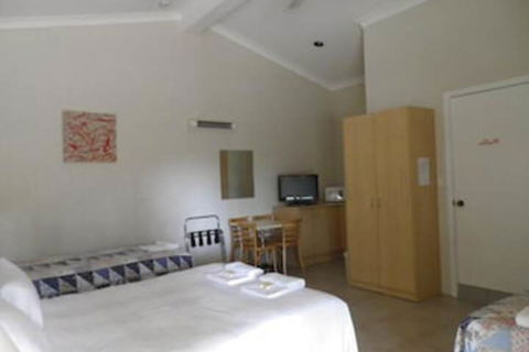 Ocean Shores Motel - Gold Coast 4U 5