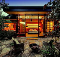 Sticky Rice Villas - Gold Coast 4U