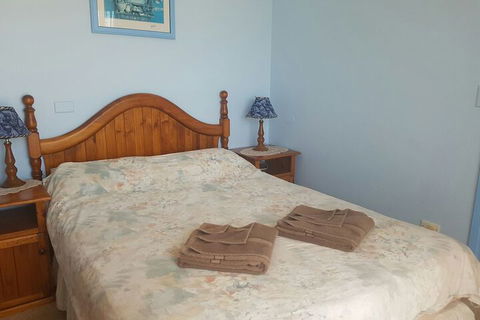 Lake Front Motel - Gold Coast 4U 7