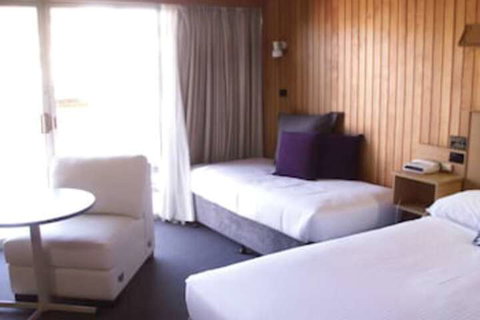 Court Street Motel - 1 Gold Coast 3