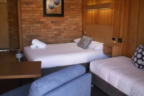 Court Street Motel - 1 Gold Coast 7