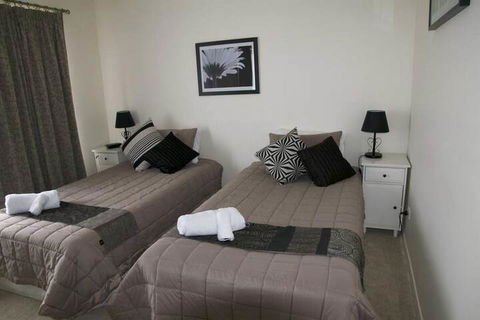 Cole House Apartments - Gold Coast 4U 6