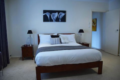 Cole House Apartments - Gold Coast 4U 0
