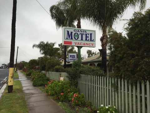Oasis Motel Peak Hill - Accommodation Gold Coast 1