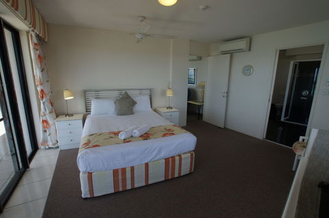 Windward Passage Holiday Apartments - Accommodation Gold Coast 6