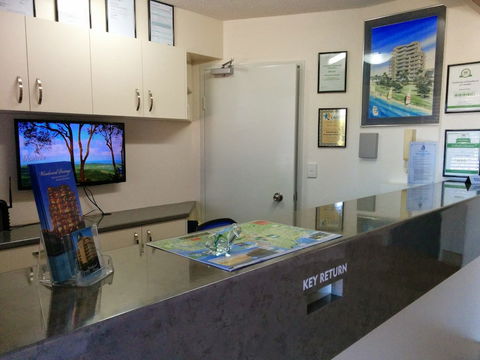 Windward Passage Holiday Apartments - Accommodation Gold Coast 2