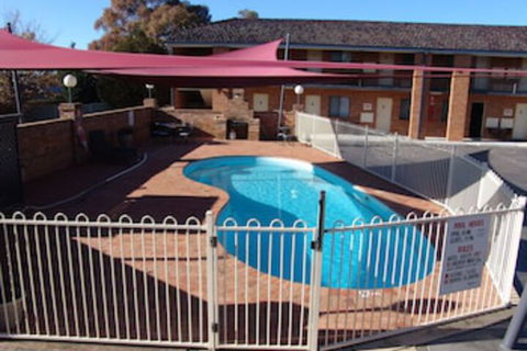 Ben Chifley Motor Inn - Accommodation Gold Coast 0