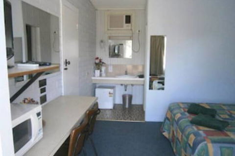 Nhill Holiday Inn - Accommodation Gold Coast 2