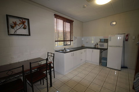 Seaforth Holiday Units - 1 Gold Coast 3