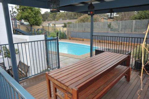 The Pommy Tree - Accommodation Gold Coast 5