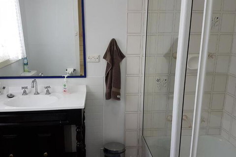 16 Gregson Silky Oaks - 1 Gold Coast 0