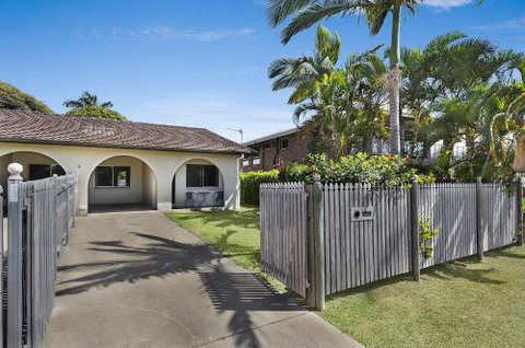 Unit On Rogers - 1 Gold Coast 3