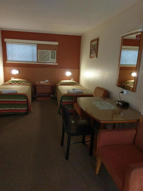 Motel Monaco - Accommodation Gold Coast 5