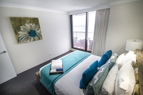 Albatross North Apartments - Accommodation Gold Coast 2