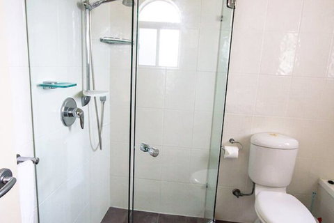 Albatross North Apartments - Accommodation Gold Coast 4