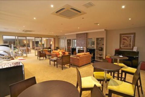 Broadbeach Inverloch Resort - Accommodation Gold Coast 5