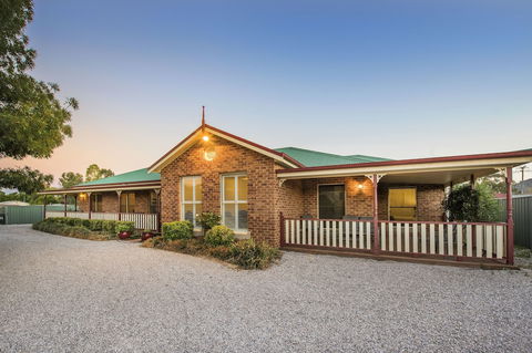 Colonial Court Villas - Accommodation Gold Coast 6