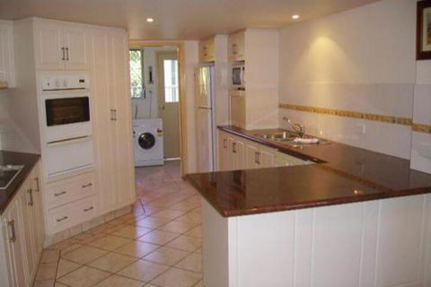 Beach Haven 4 - Accommodation Gold Coast 6