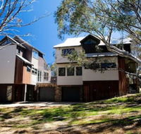 Blue Ice - Accommodation Gold Coast