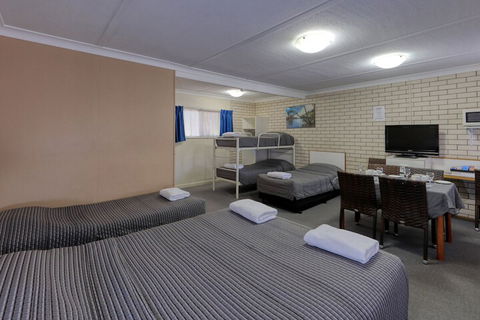 Binalong Motel - Accommodation Gold Coast 7