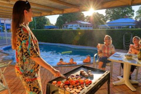 Binalong Motel - Accommodation Gold Coast 0