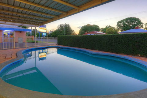 Binalong Motel - Accommodation Gold Coast 2