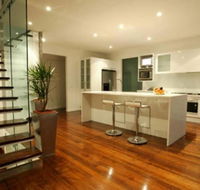 Ticies by the Sea - Gold Coast 4U