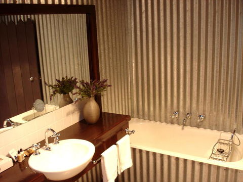 Black Sheep Inn - Gold Coast 4U 2