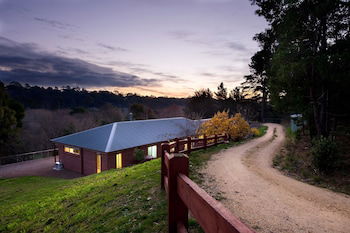 Maddingley VIC Accommodation Gold Coast