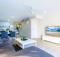 Sunset Waters 6 - Gold Coast 4U