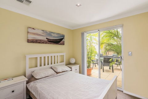 Ocean Keys Cottage - Gold Coast 4U 2