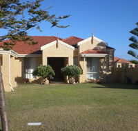 Port Bouvard Beach Holiday Home Mandurah - Accommodation Gold Coast